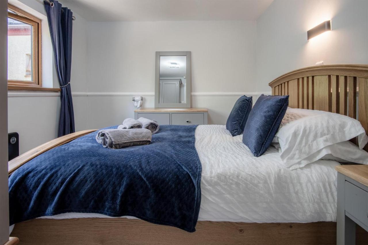 Honeysuckle Cottage - 1 Bedroom Cottage - アムロス エクステリア 写真